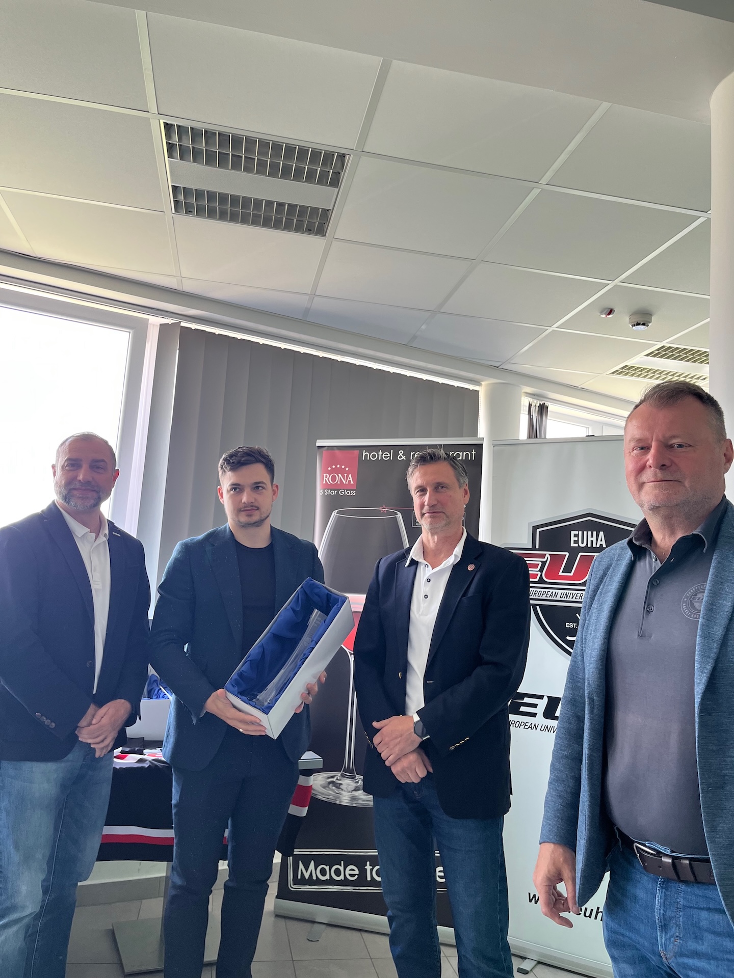Triplázott az UNI GYŐR ETO HC az EUHA szezonzárón – kép 4